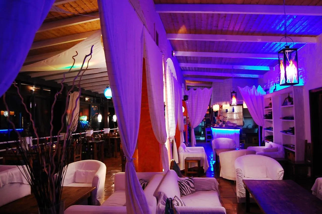 Alcalá Rok Plaza (Adults Only) 아파트